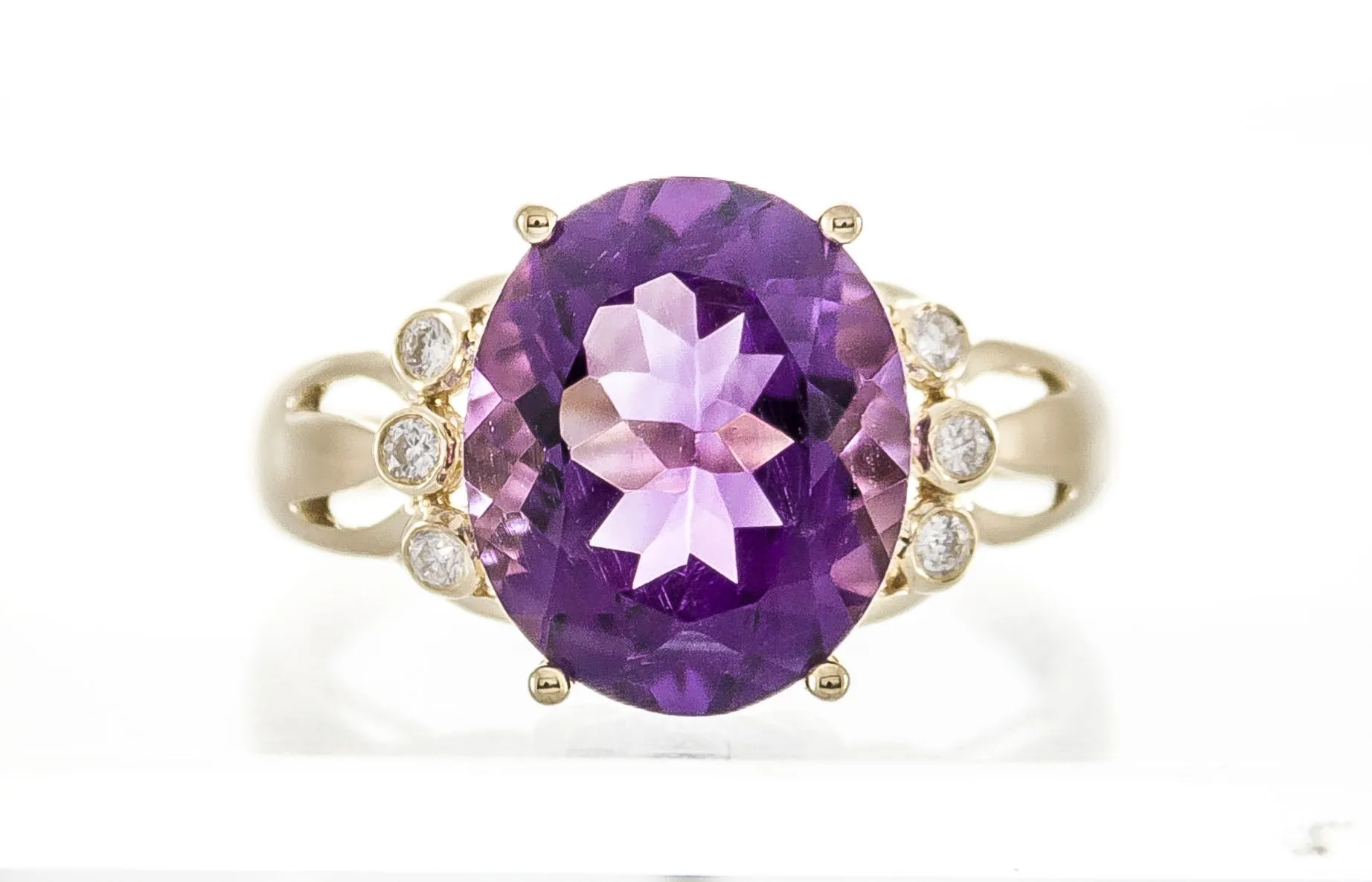14K Yellow Gold Amethyst Ring