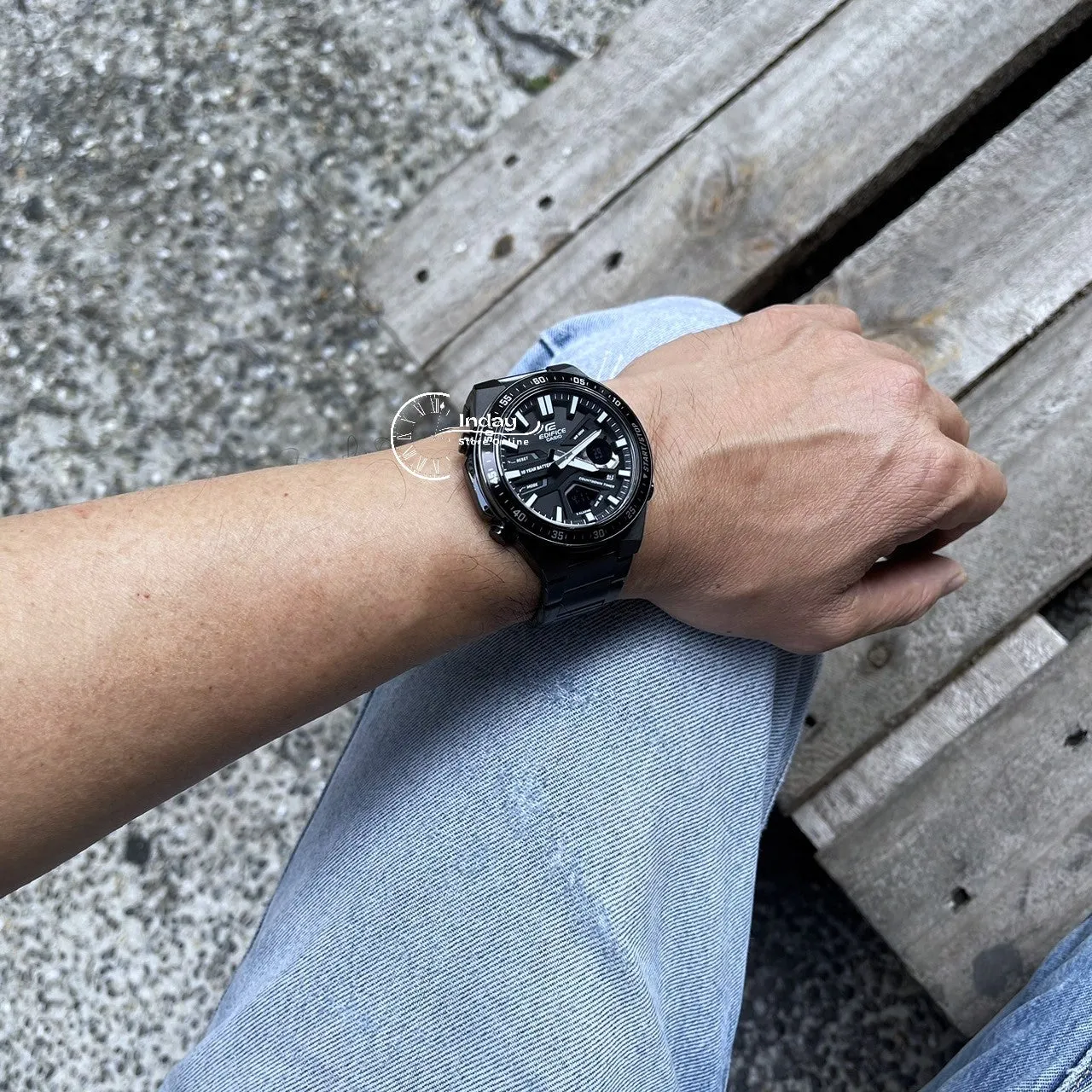 Casio Edifice Men's Watch EFV-C110DC-1A Analog-Digital Mineral Glass Battery Life: 10 years