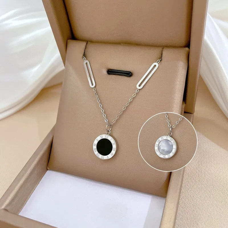 Chic Korean Jewelry Roman Numeral Disc Pendant Necklace in Timeless Titanium Steel – Monochrome Elegance for Unique Women's Style