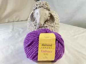 Diamond Luxury Embrace Yarn - Fair Amethyst - 2011