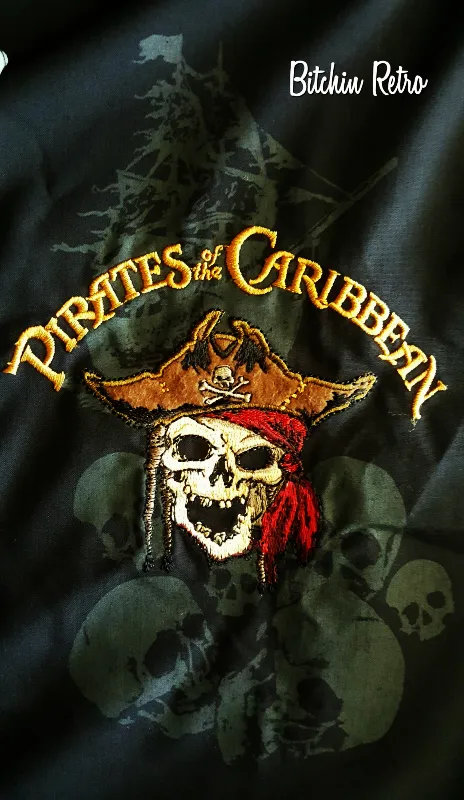 Disney Pirates of The Caribbean Shirt Mens Small Embroidered Button Down