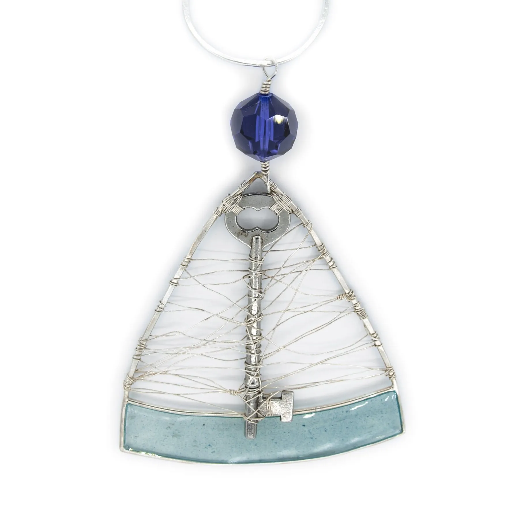 Diza - Skeleton Key, Wire and Resin Necklace