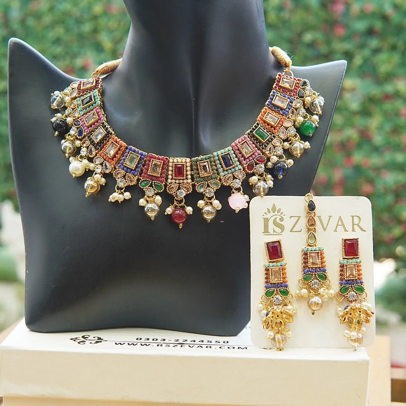 Elegant Partywear Necklace Set With Jhumki Teeka