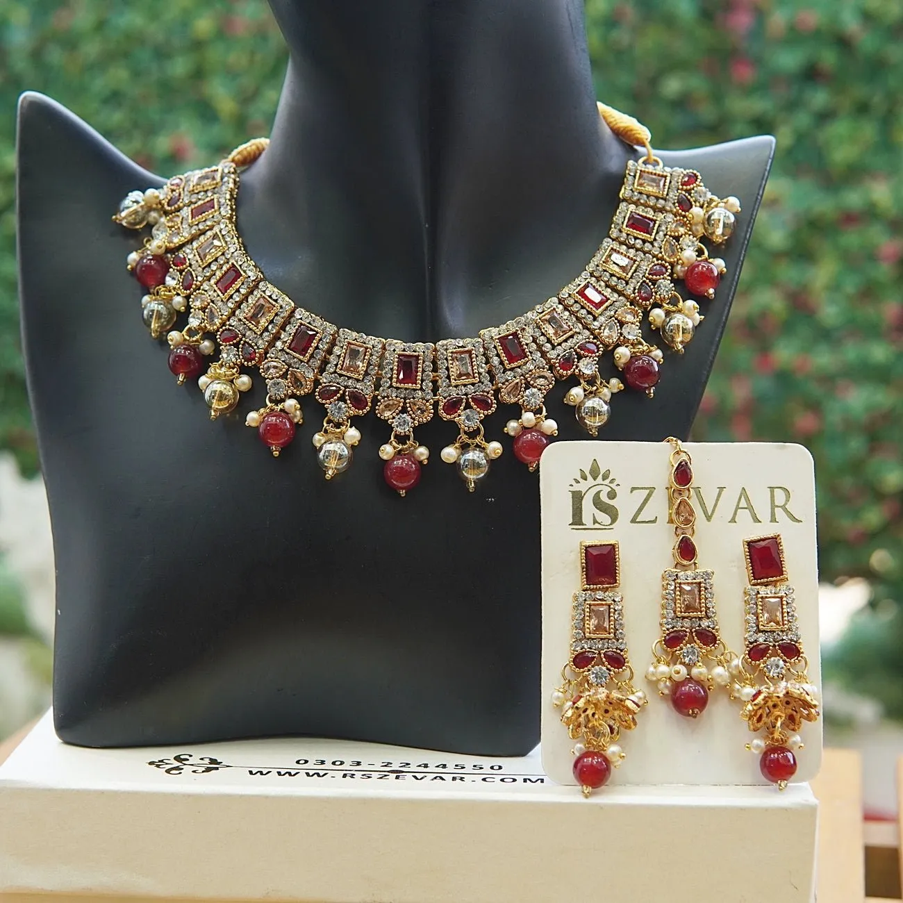 Elegant Partywear Necklace Set With Jhumki Teeka