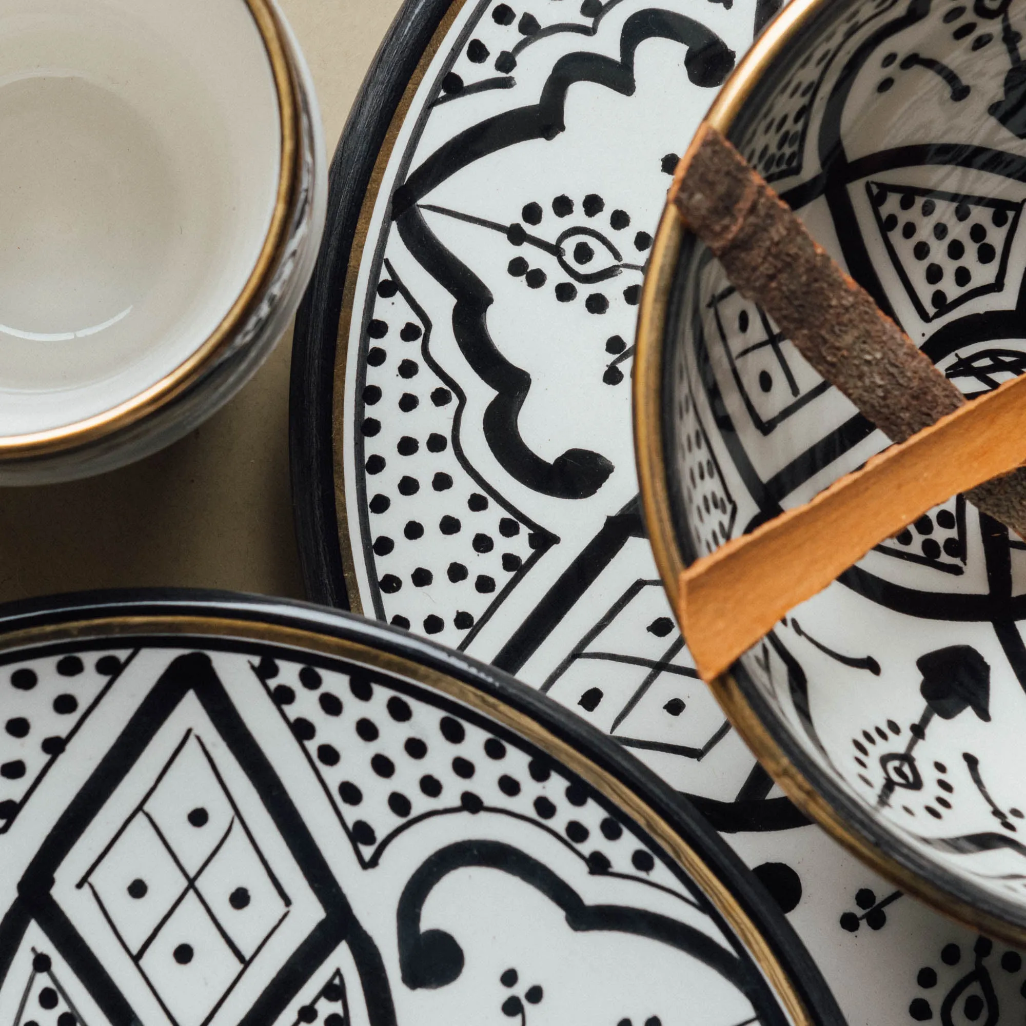 Fez Noir - Moroccan Dinnerware Set Adorned with 12 Carat Gold Accents