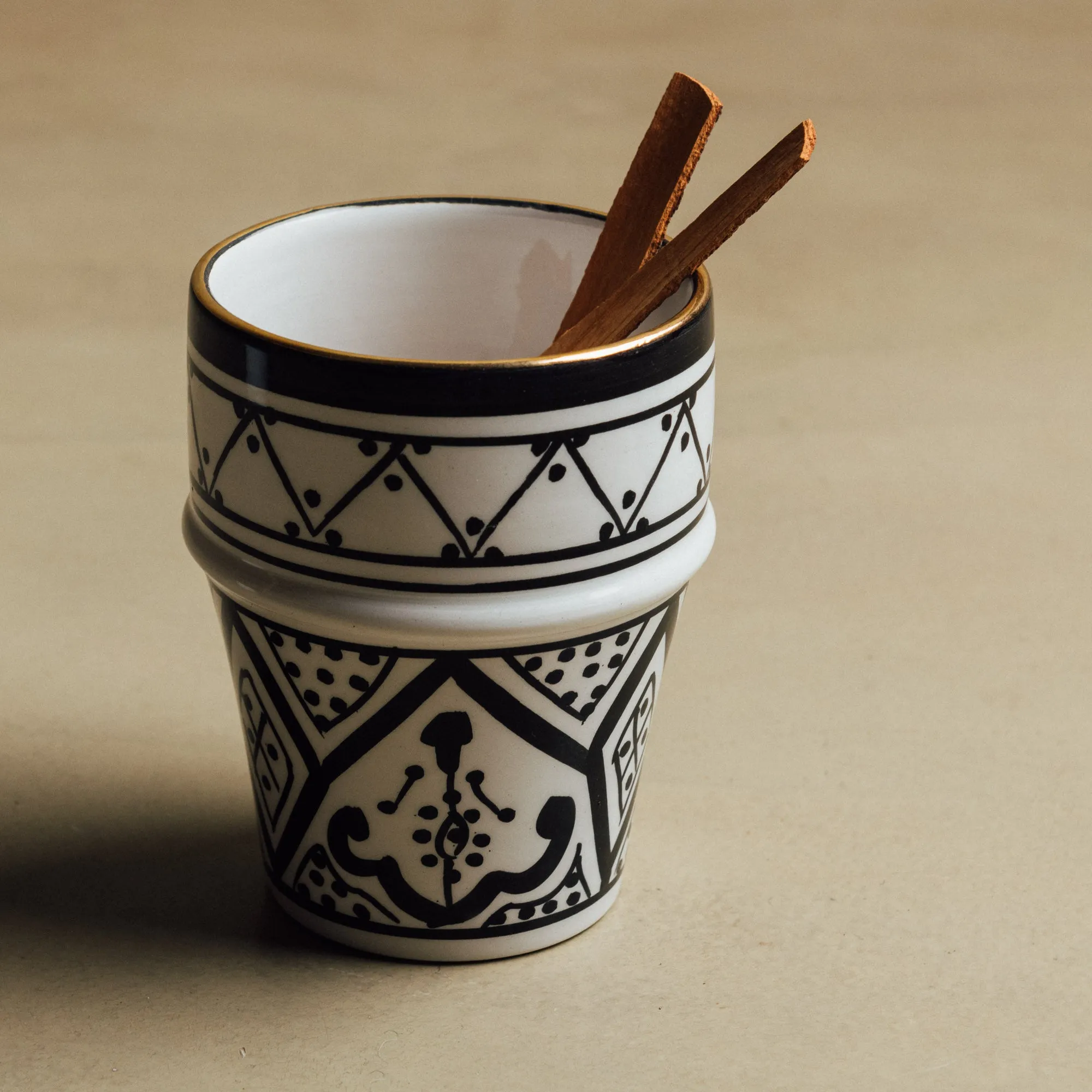 Fez Noir - Moroccan Dinnerware Set Adorned with 12 Carat Gold Accents