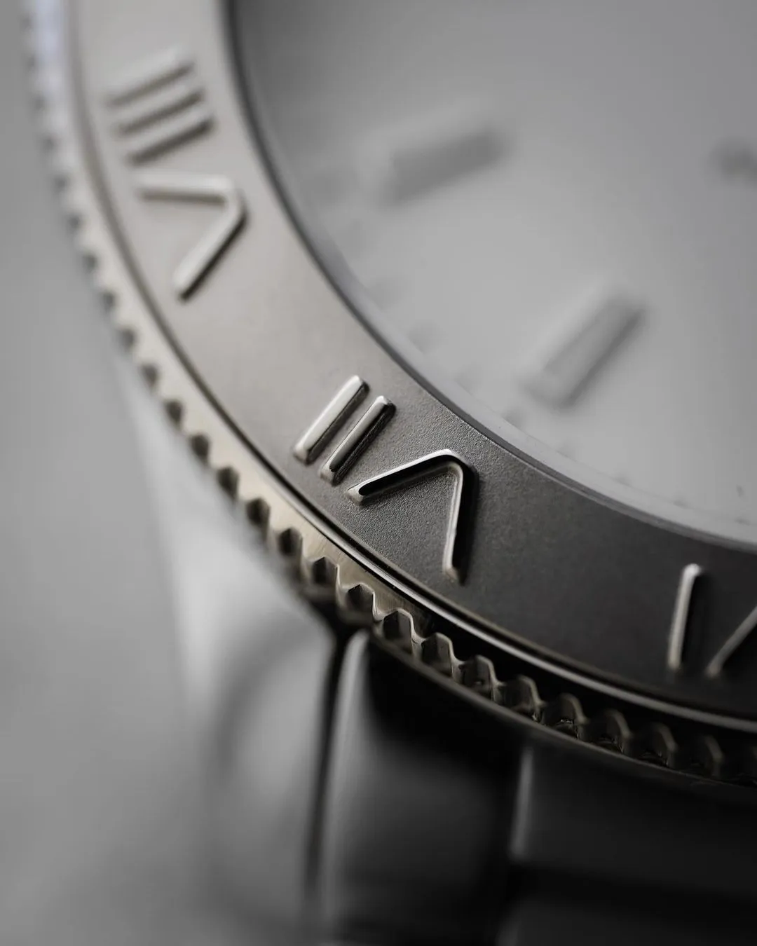 Heron | Gladiateur | White Dial