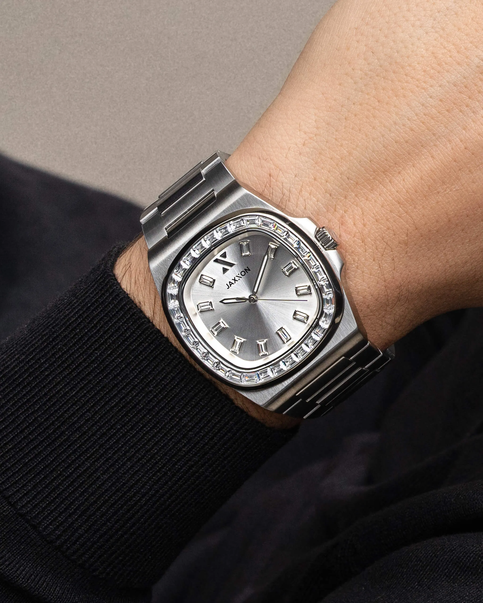 JX1 Stone-Set Watch