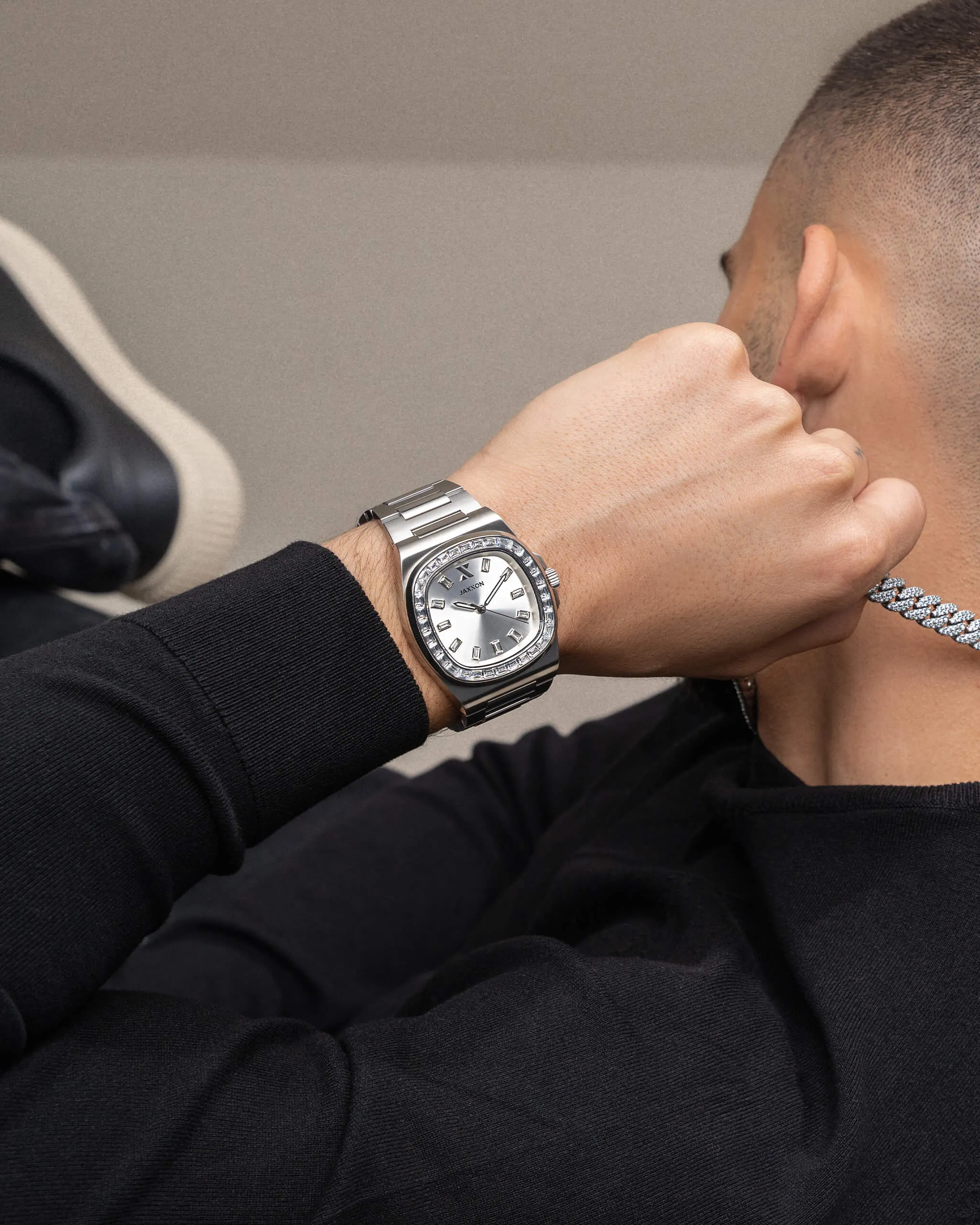 JX1 Stone-Set Watch
