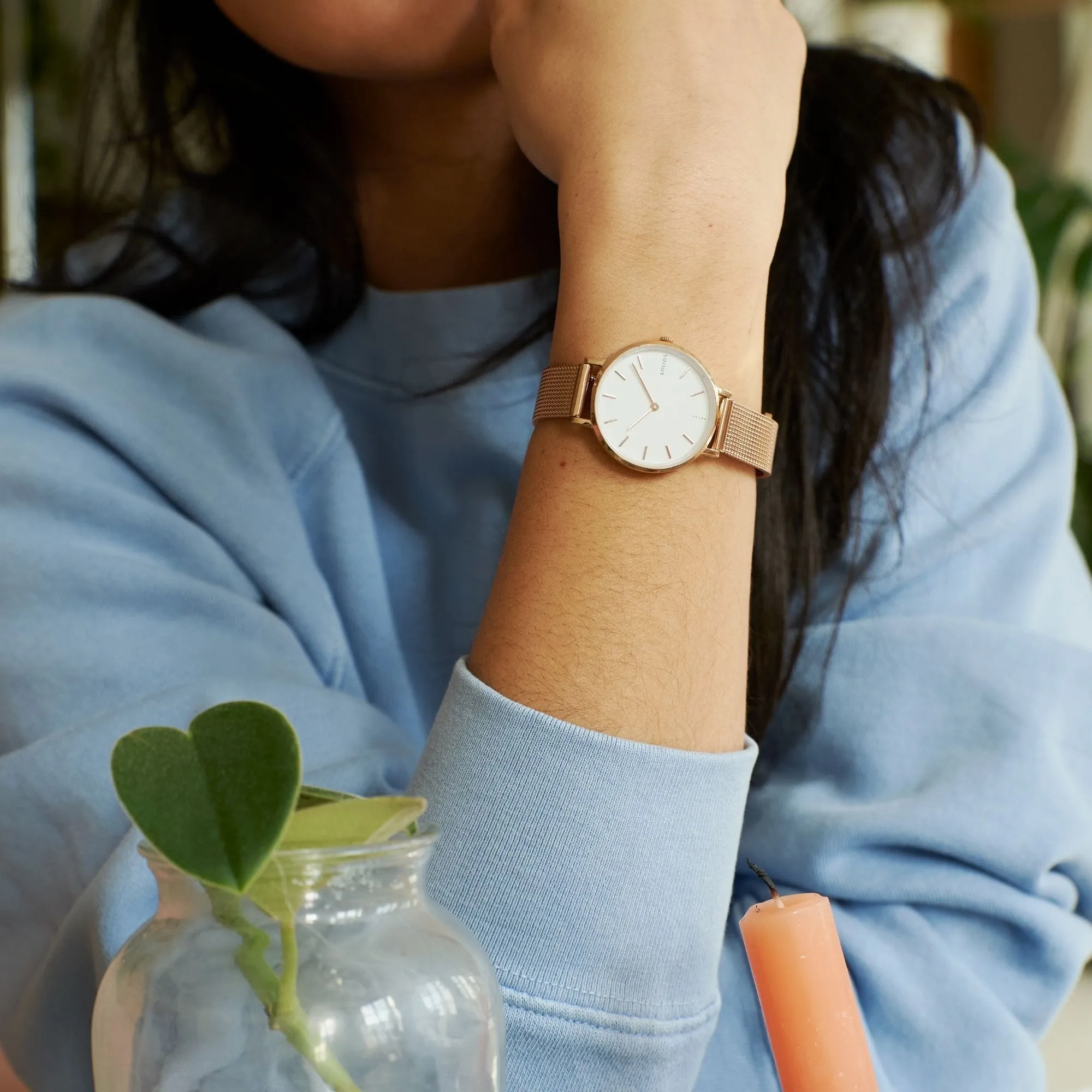 Mini Solar Watch with White & Rose Gold Dial | Black Mesh Strap
