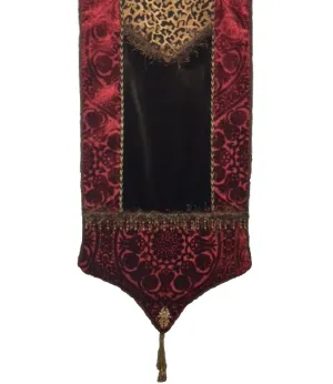 Old World Style Table Runner Camelot