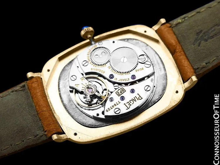 Piaget Vintage Midsize Mens Rectangular Handwound Watch with Sculptured Top - 18K Gold
