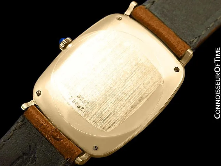 Piaget Vintage Midsize Mens Rectangular Handwound Watch with Sculptured Top - 18K Gold