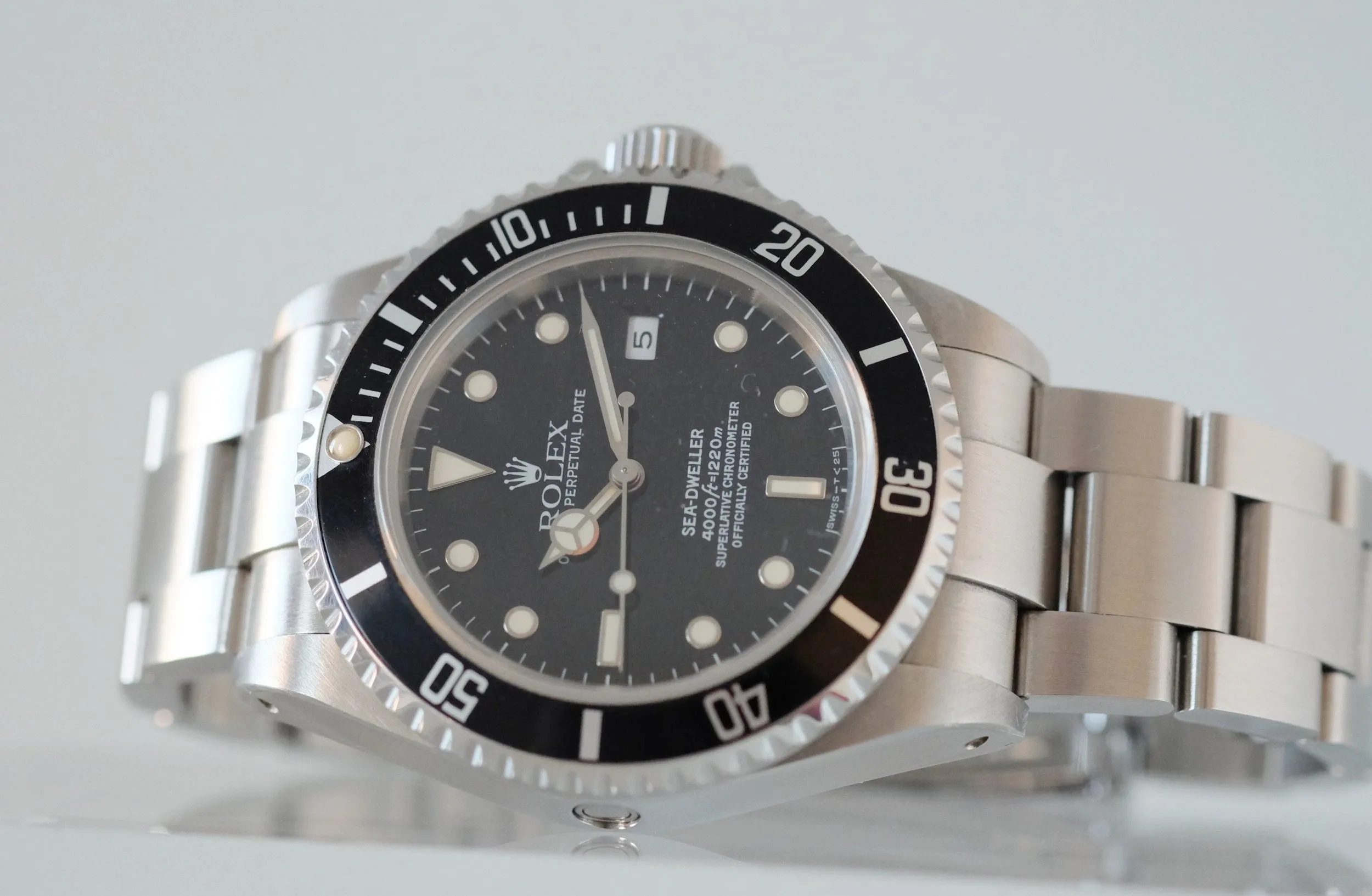 Rolex Sea Dweller Ref. 16600