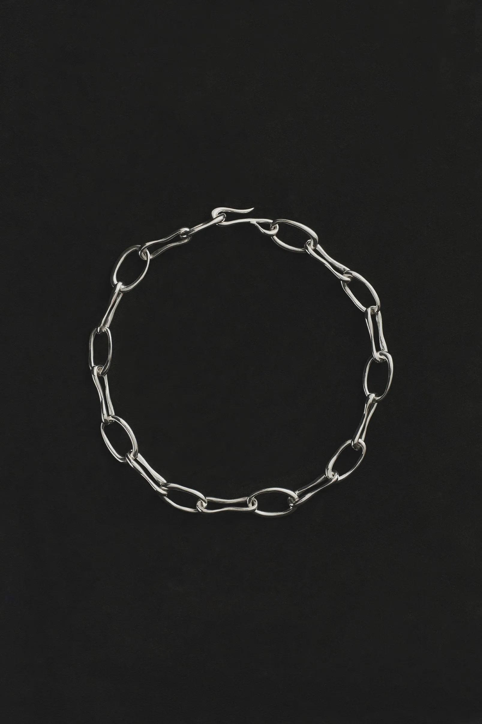 ROMAN CHAIN COLLAR