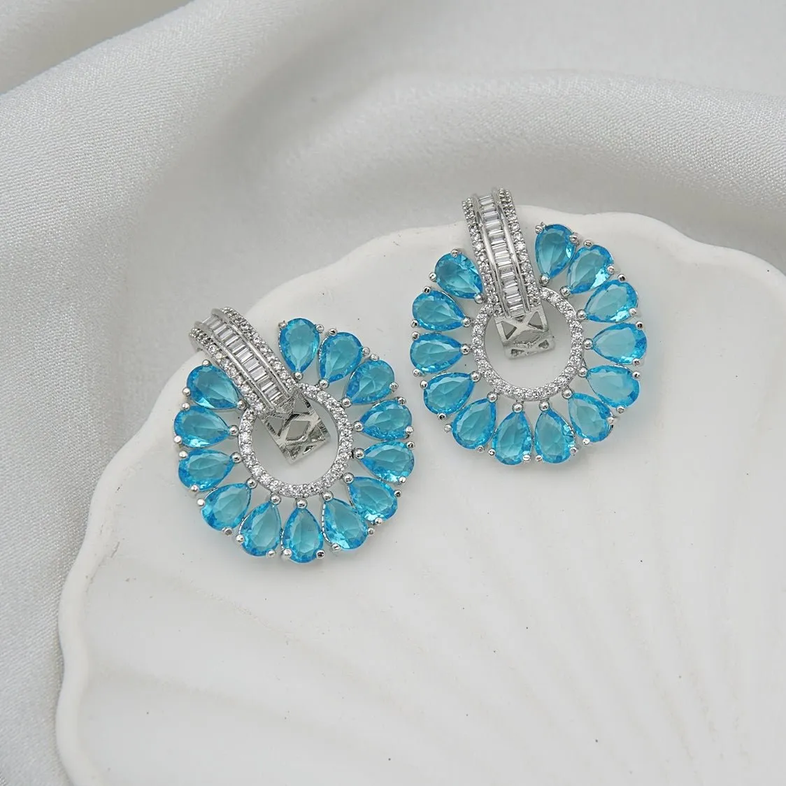 Simplicity Silver Stud Earrings With Doubled Zircons