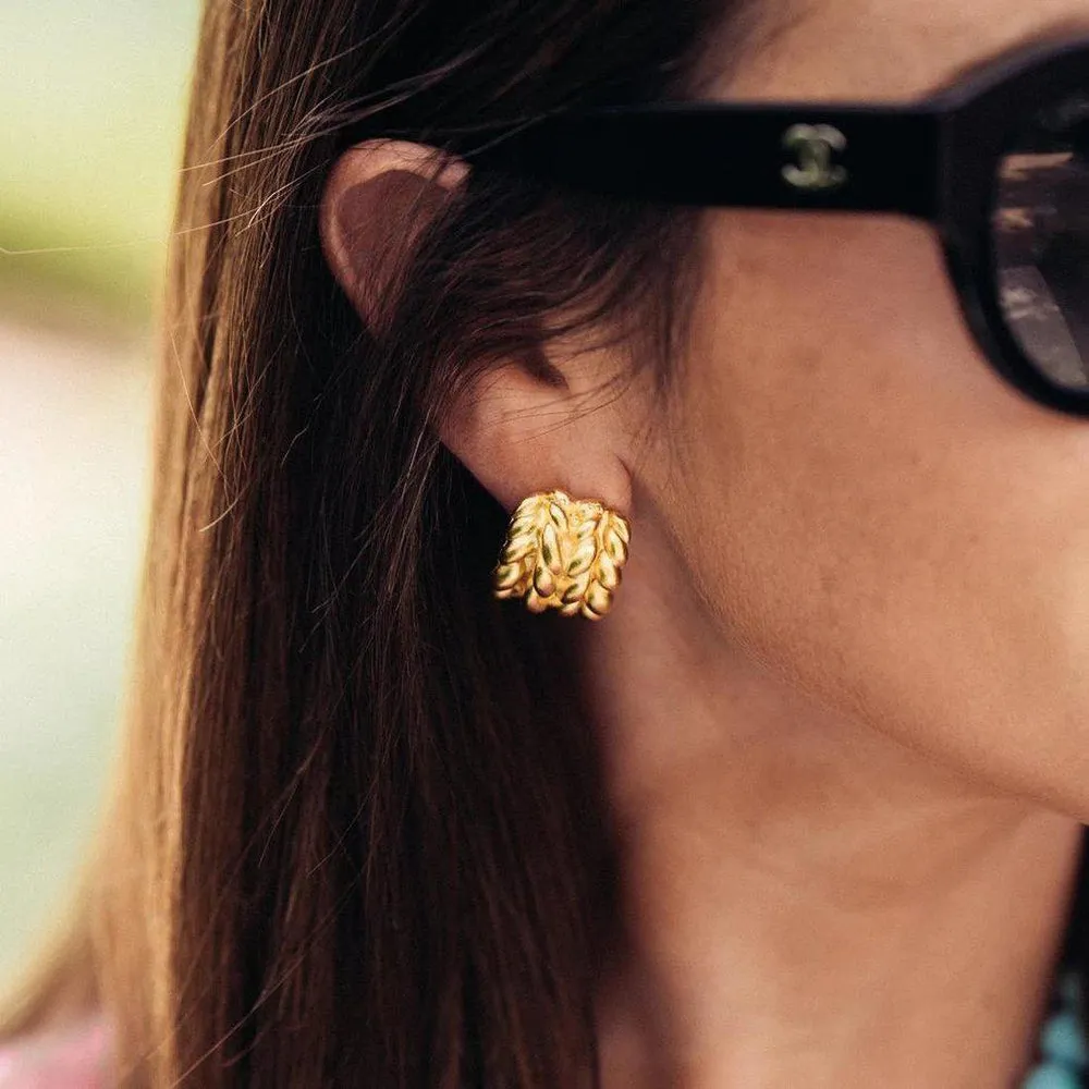 Small Braided Earrings in Gold