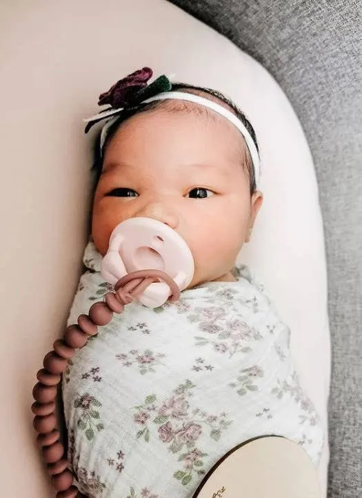SUCCULENT BEADED SWEETIE STRAP SILICONE ONE-PIECE PACIFIER CLIP