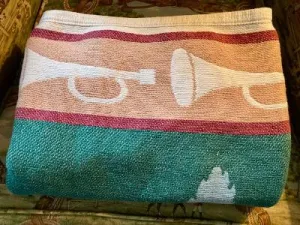 Throw Vintage Fox Hunt Motif
