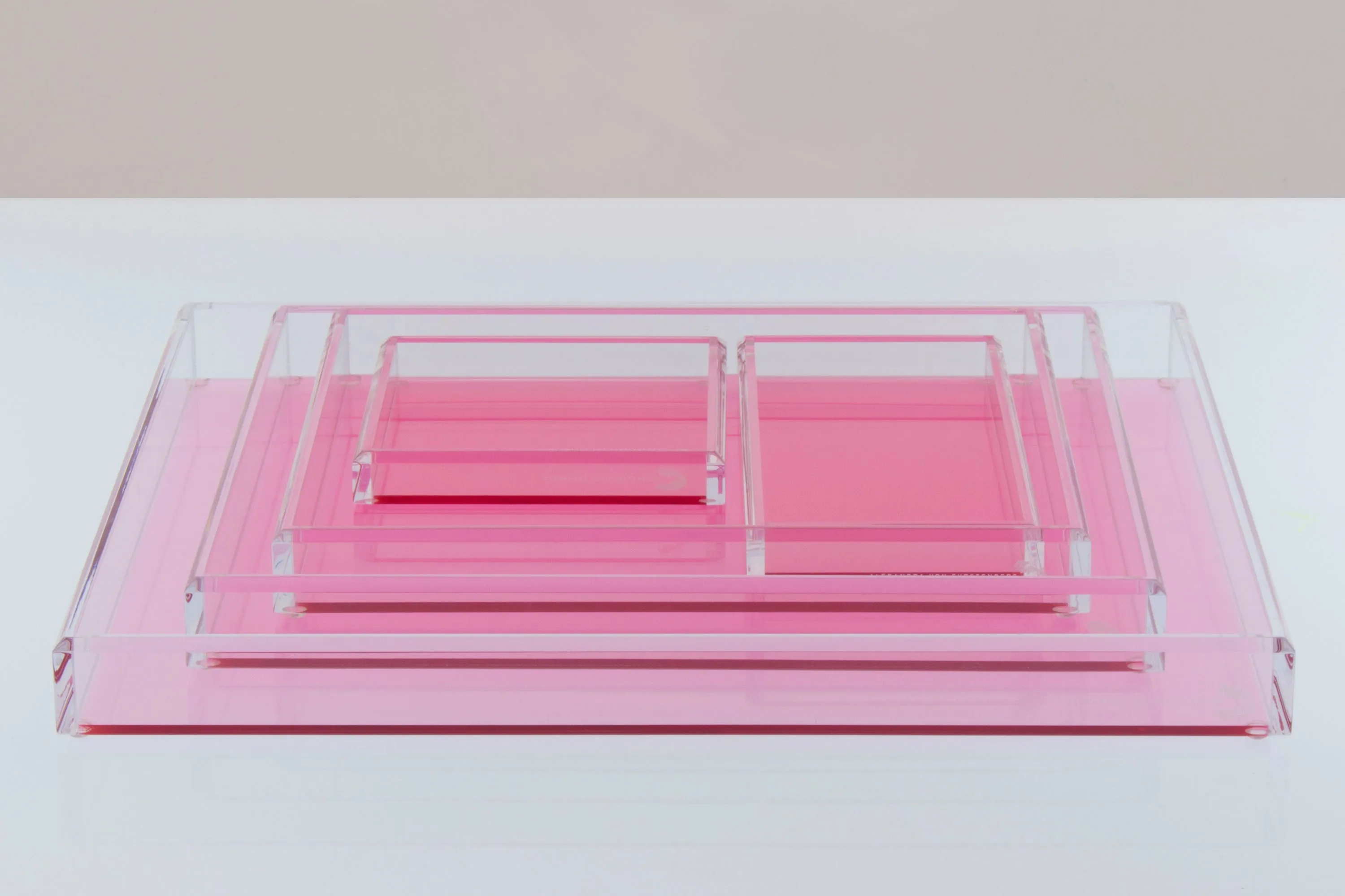Tray in Rose