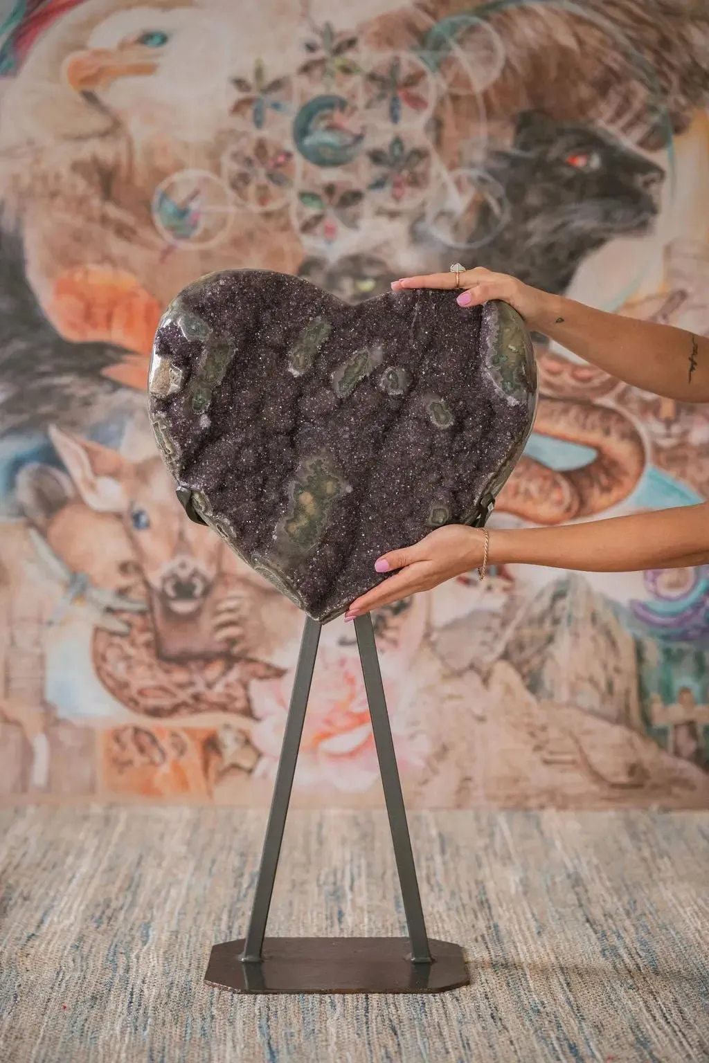Uruguayan Amethyst Heart Collectors Piece (3 Foot)
