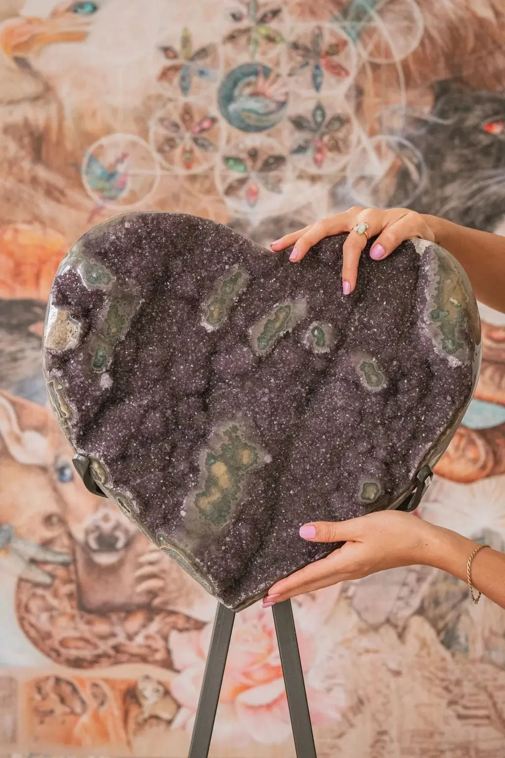 Uruguayan Amethyst Heart Collectors Piece (3 Foot)
