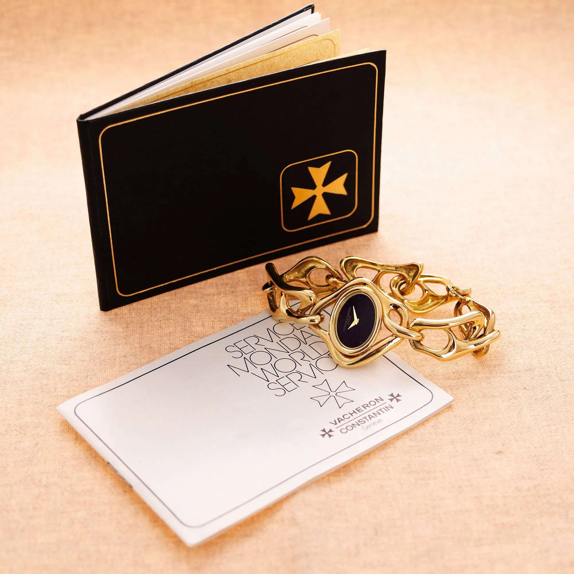 Vacheron Constantin Yellow Gold Onyx Dial Watch Ref. 18214, Incredible Sculptural Watch