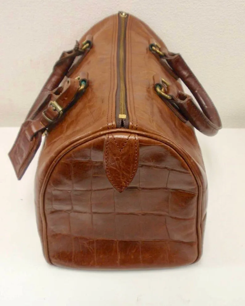 Vintage Mulberry brown croc embossed leather speedy style handbag.Classic purse by Roger Saul. 050320r8